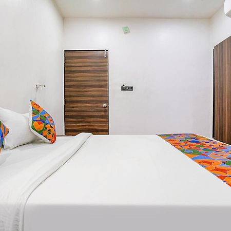 Fabhotel Lotus I Surat Exterior photo